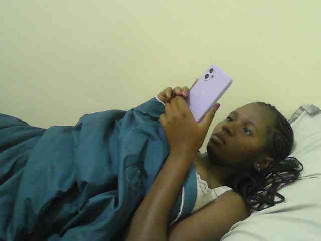 Mystiq-Ella webcam