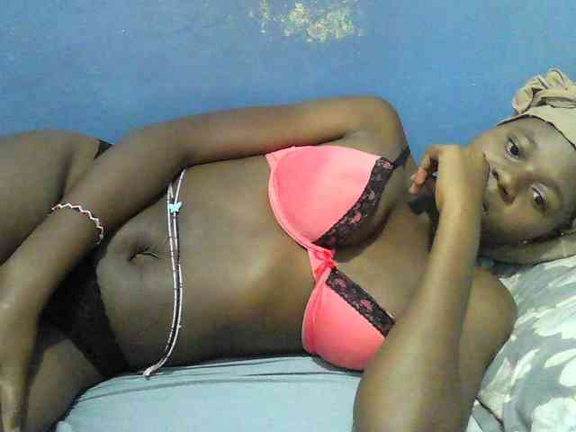 Mystiq-Ella webcam