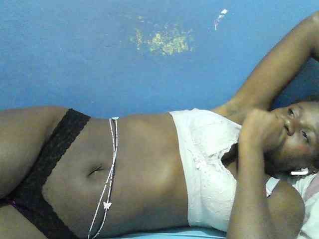 Mystiq-Ella webcam