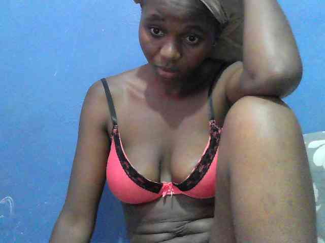 Mystiq-Ella webcam