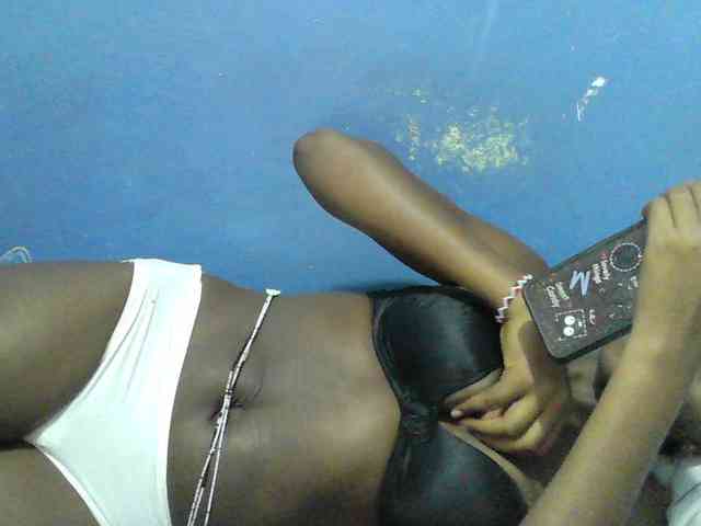 Mystiq-Ella webcam