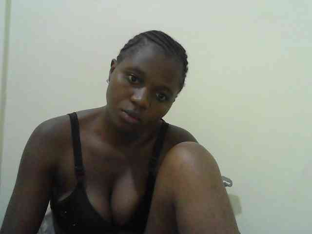 Mystiq-Ella webcam