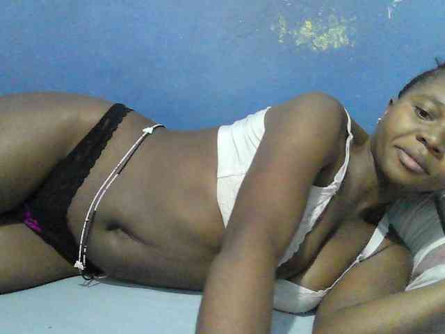 Mystiq-Ella webcam