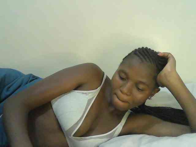 Mystiq-Ella webcam