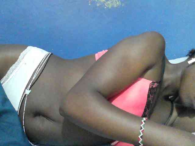 Mystiq-Ella webcam