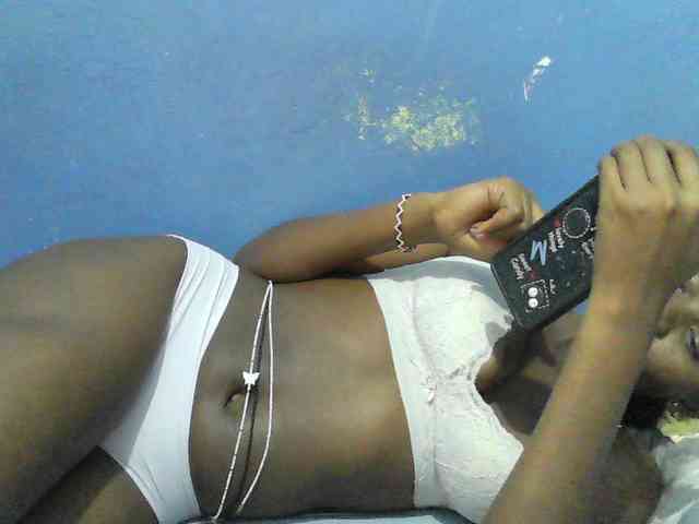 Mystiq-Ella webcam