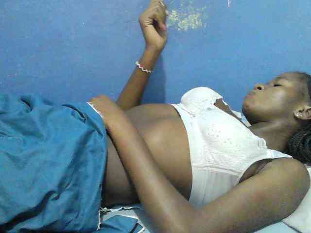 Mystiq-Ella webcam