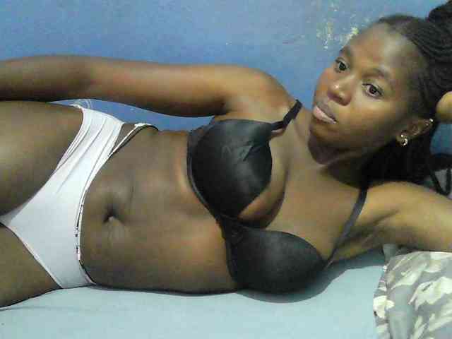 Mystiq-Ella webcam