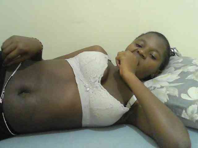Mystiq-Ella webcam