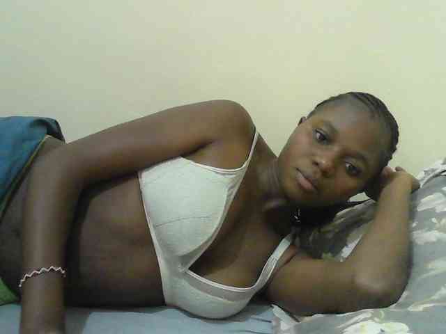 Mystiq-Ella webcam