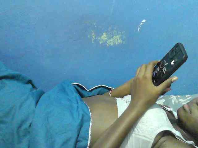Mystiq-Ella webcam