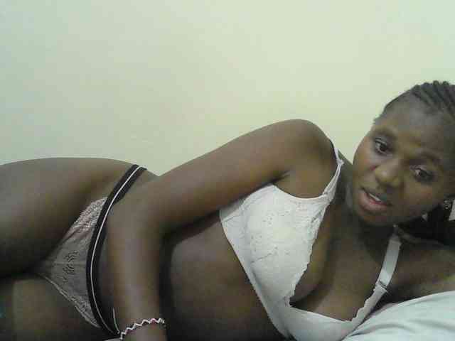 Mystiq-Ella webcam