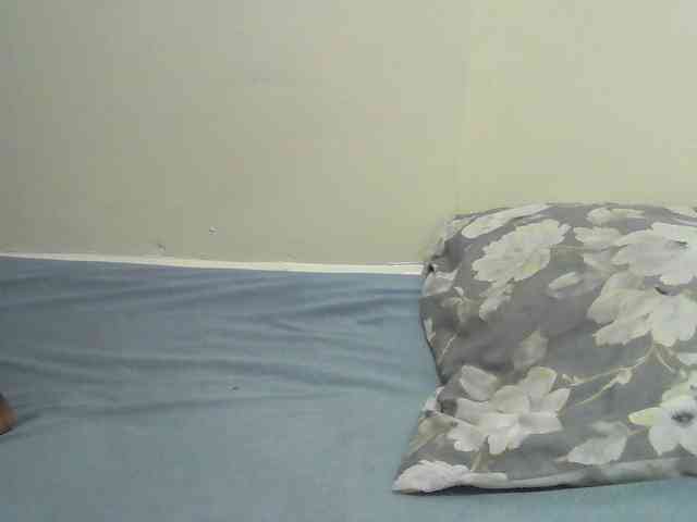 Mystiq-Ella webcam