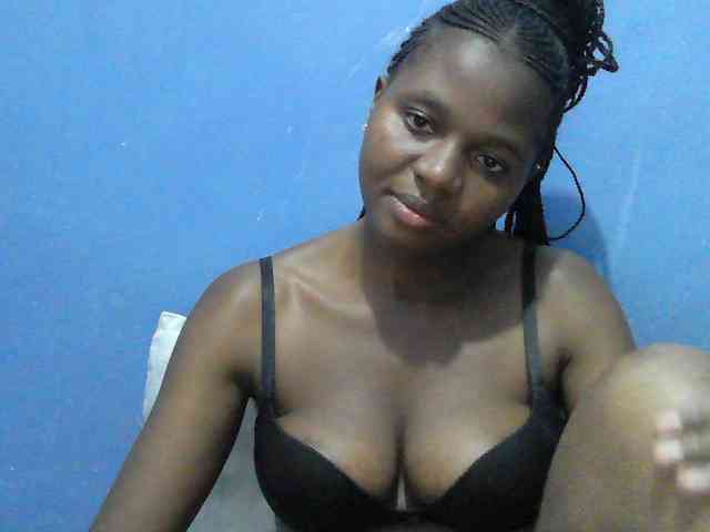 Mystiq-Ella webcam