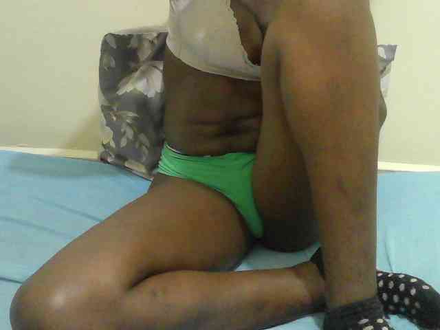 Mystiq-Ella webcam