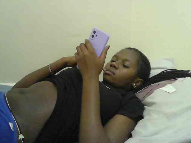 Mystiq-Ella webcam
