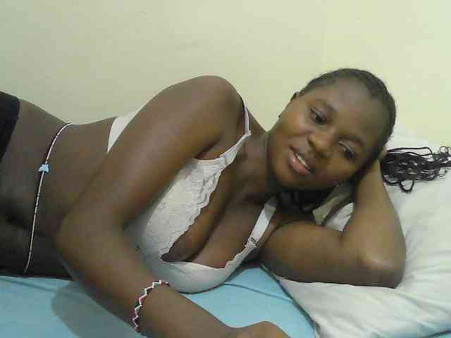 Mystiq-Ella webcam