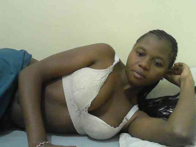 Mystiq-Ella webcam