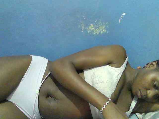 Mystiq-Ella webcam