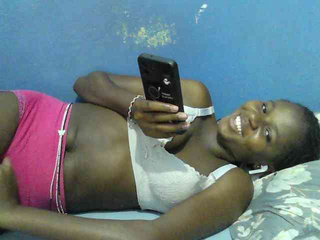 Mystiq-Ella webcam