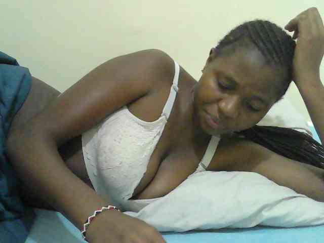 Mystiq-Ella webcam