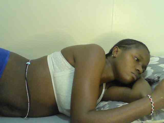Mystiq-Ella webcam