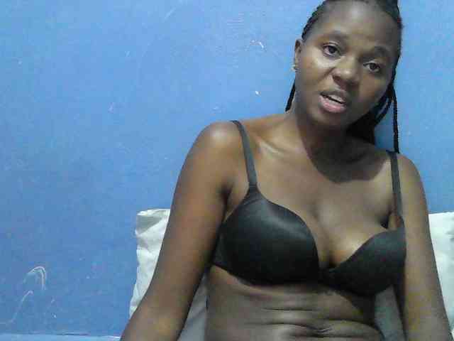 Mystiq-Ella webcam