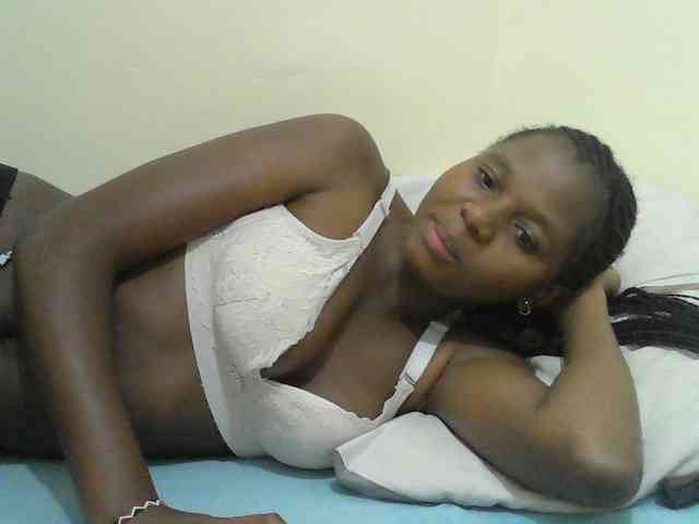 Mystiq-Ella webcam