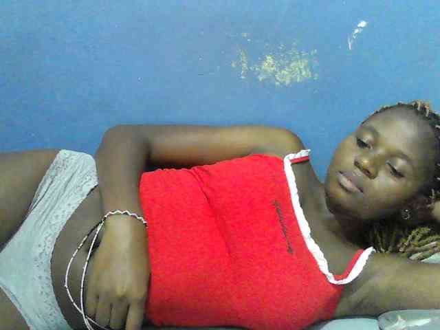 Mystiq-Ella webcam