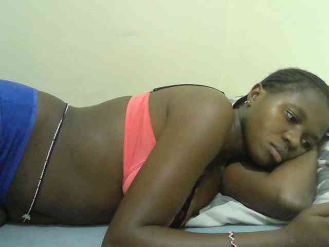 Mystiq-Ella webcam