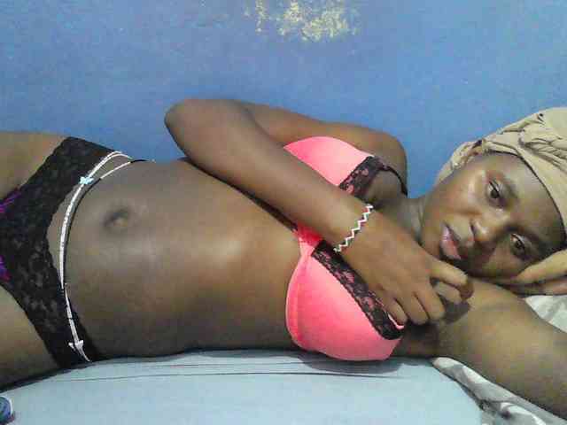 Mystiq-Ella webcam