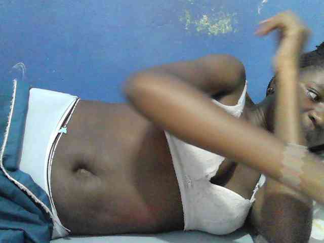 Mystiq-Ella webcam
