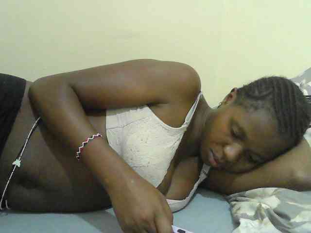 Mystiq-Ella webcam