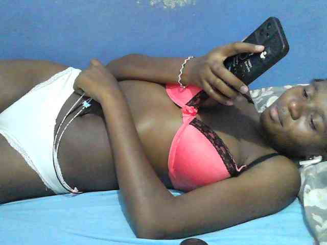 Model: Mystiq-Ella