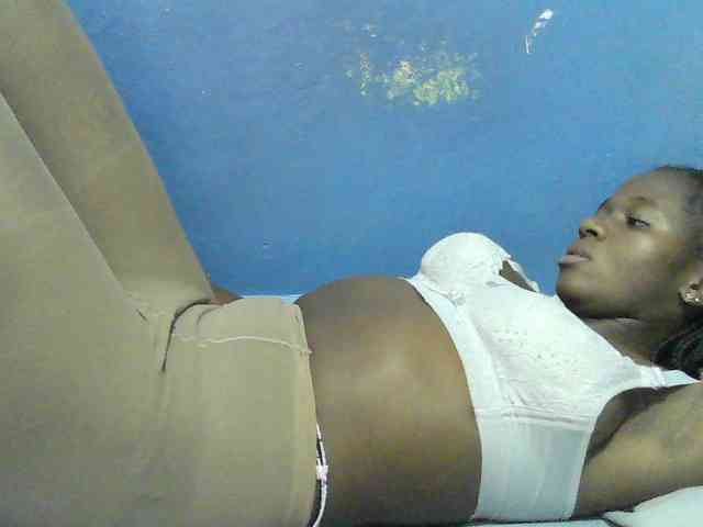 Mystiq-Ella webcam