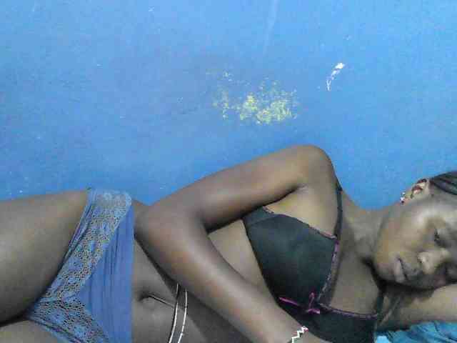 Mystiq-Ella webcam