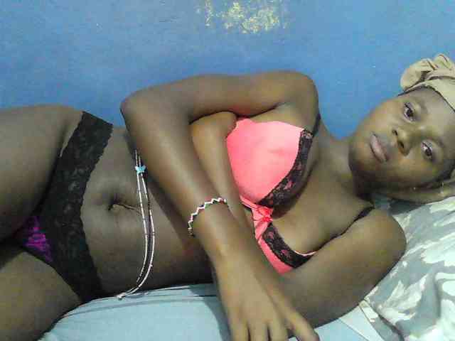 Mystiq-Ella webcam