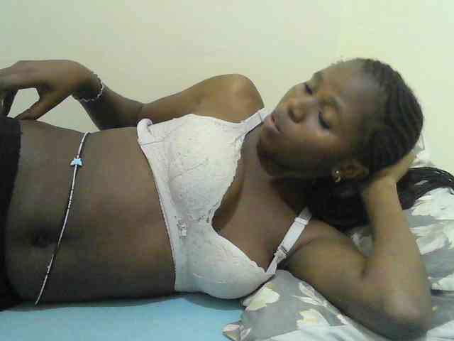 Mystiq-Ella webcam