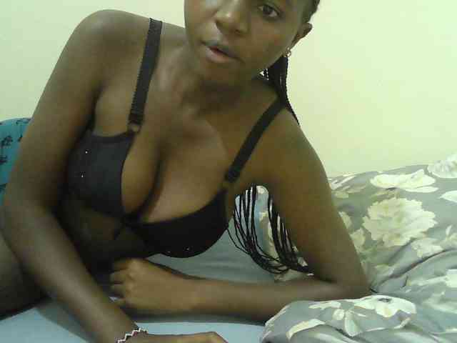 Mystiq-Ella webcam