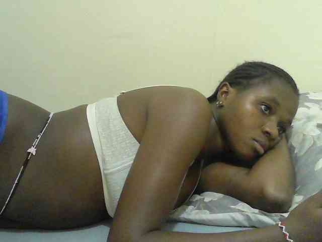 Mystiq-Ella webcam