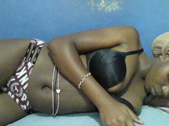 Mystiq-Ella webcam