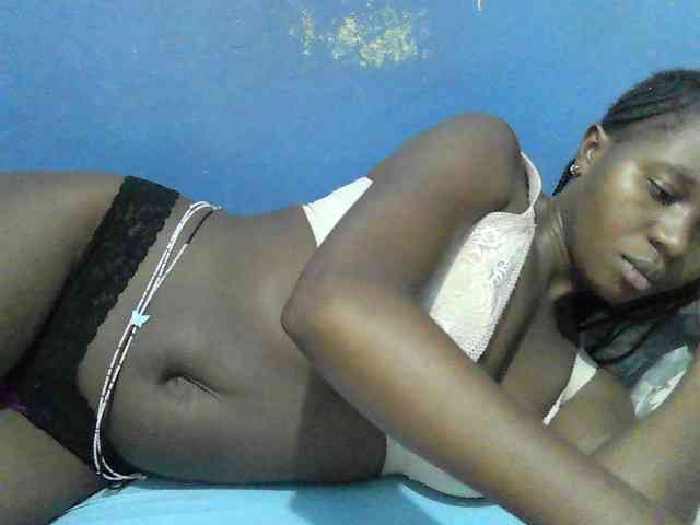 Mystiq-Ella webcam