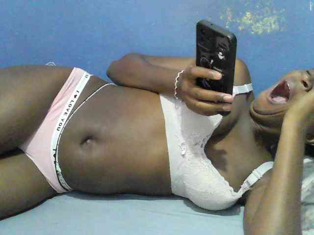 Model: Mystiq-Ella