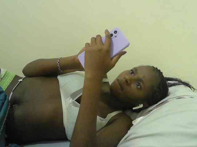 Mystiq-Ella webcam
