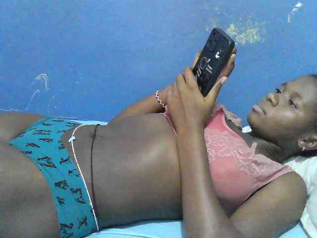 Model: Mystiq-Ella