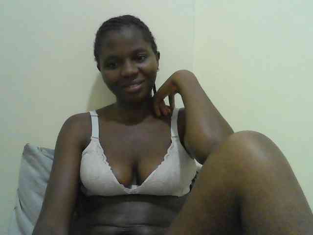 Mystiq-Ella webcam