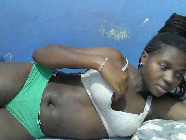 Mystiq-Ella webcam