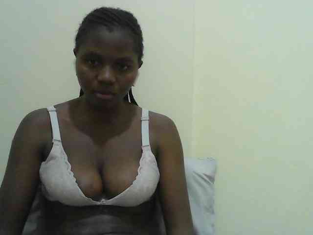 Mystiq-Ella webcam