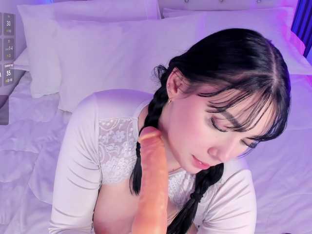 kittybluuee live cam on BongaCams