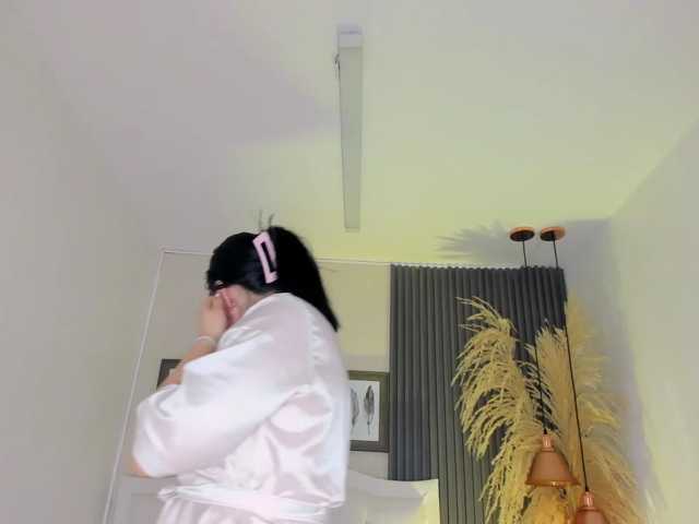 kittybluuee live cam on BongaCams